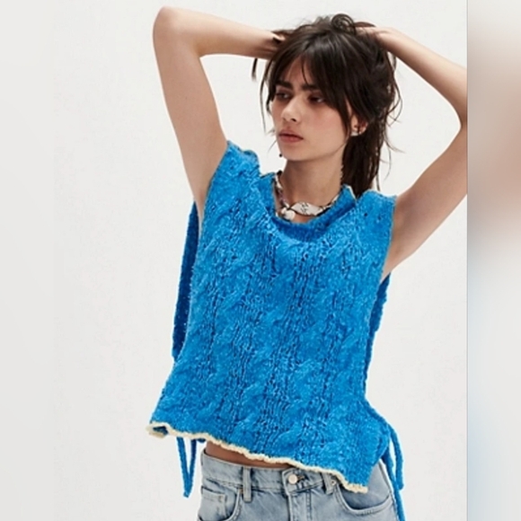 Free People Arlo Malibu Blue Sleeveless Open Sides W/ Ties & Cream Trim - Picture 3 of 13